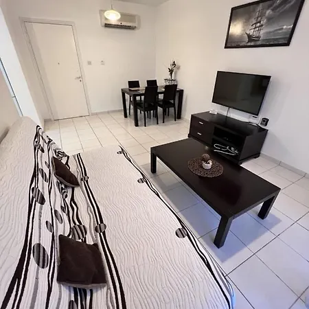 Iris Village Appartement *