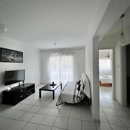 Iris Village Appartement *